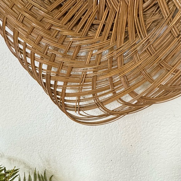 Pair of Wicker Wall Baskets Woven Fan Decor - Picture 7 of 7